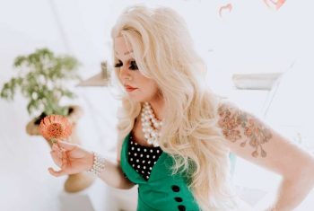 picture of a transvestite or drag queen